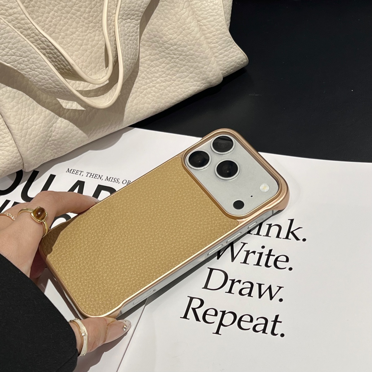 เคสโทรศัพท์แบบบางพิเศษไร้ขอบ ล - Ultra Thin Frameless Phone Cover บทวิจารณ์และราคา